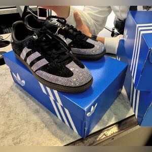 Adidas ✨✨✨Samba OG Crystal
Embellished Sneaker Size 7 - NWT